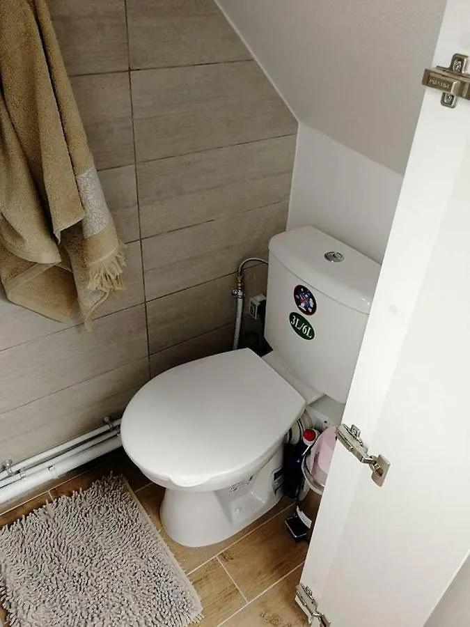 Apartman *** Champs Elysees Studio *