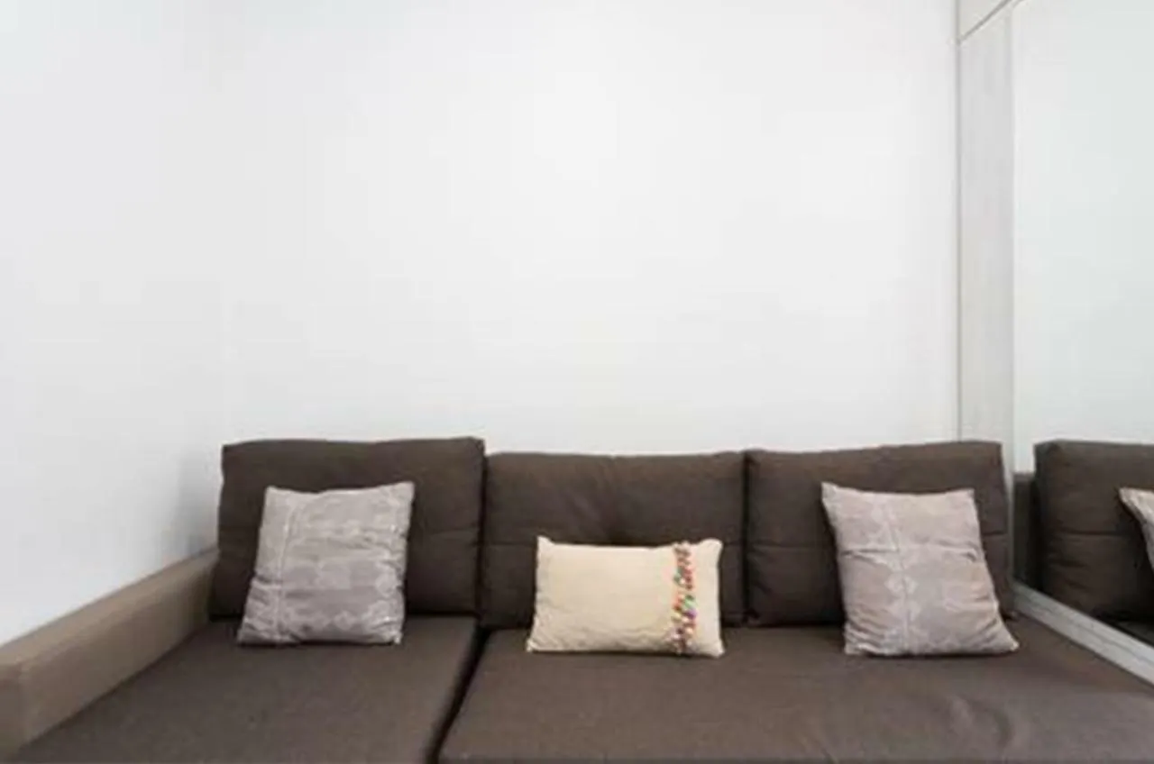 *** Champs Elysees Studio